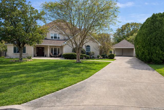 1968 Round Table, New Braunfels, TX 78130