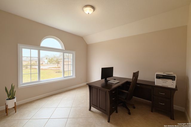 1968 Round Table, New Braunfels, TX 78130