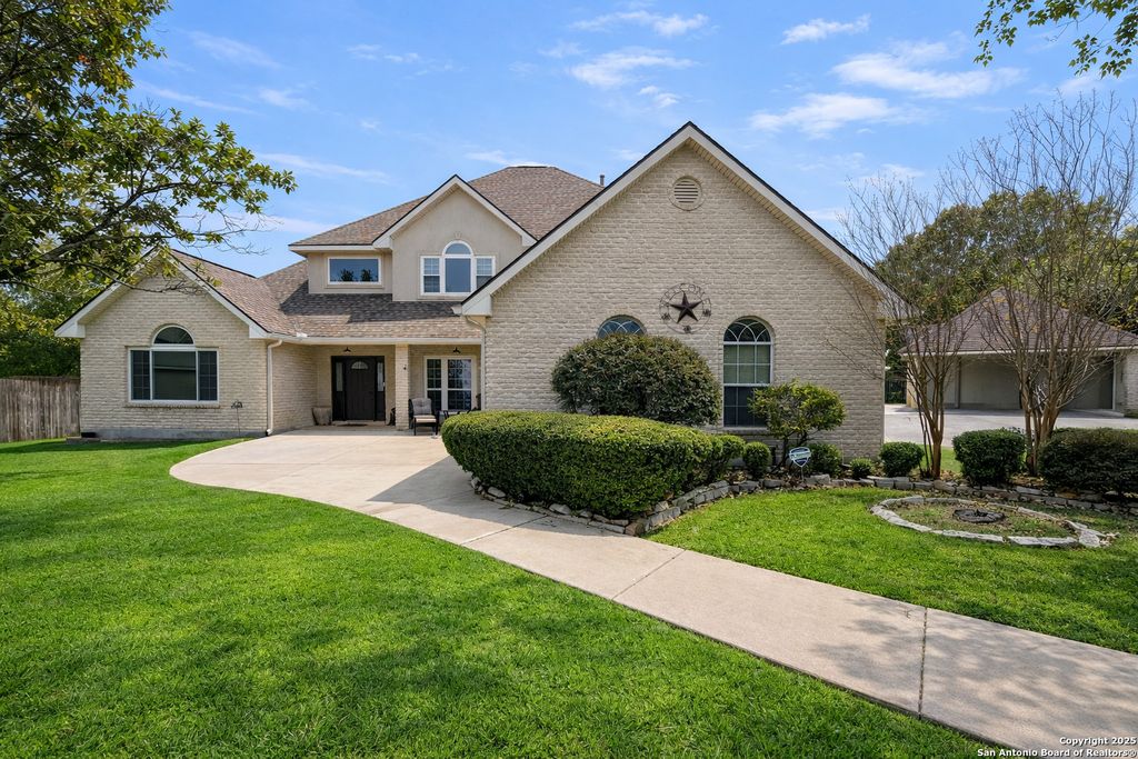 1968 Round Table, New Braunfels, TX 78130