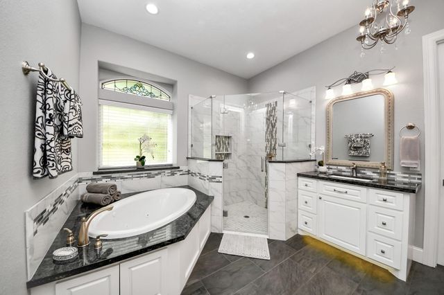 9634 Longmire Creek Way, Conroe, TX 77304