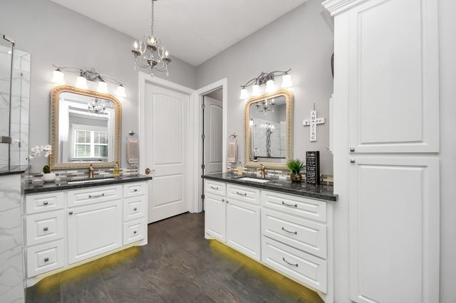 9634 Longmire Creek Way, Conroe, TX 77304