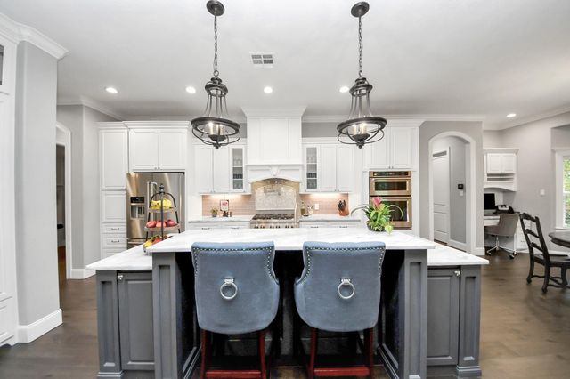 9634 Longmire Creek Way, Conroe, TX 77304