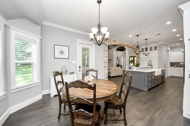 9634 Longmire Creek Way, Conroe, TX 77304