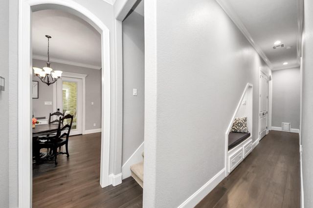9634 Longmire Creek Way, Conroe, TX 77304