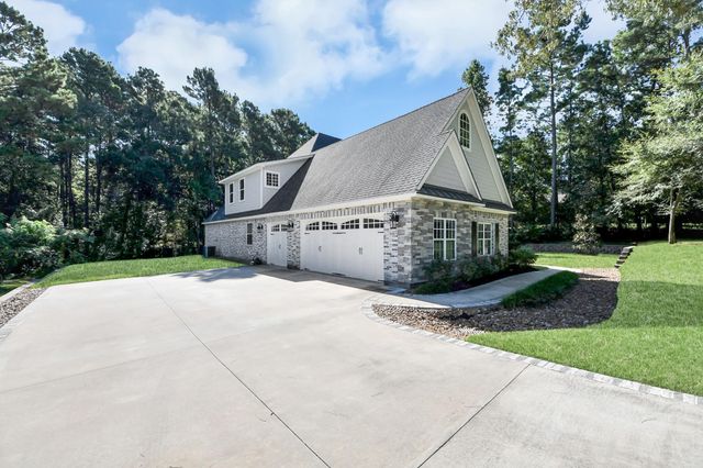 9634 Longmire Creek Way, Conroe, TX 77304