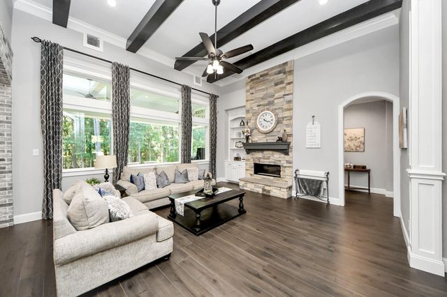 9634 Longmire Creek Way, Conroe, TX 77304