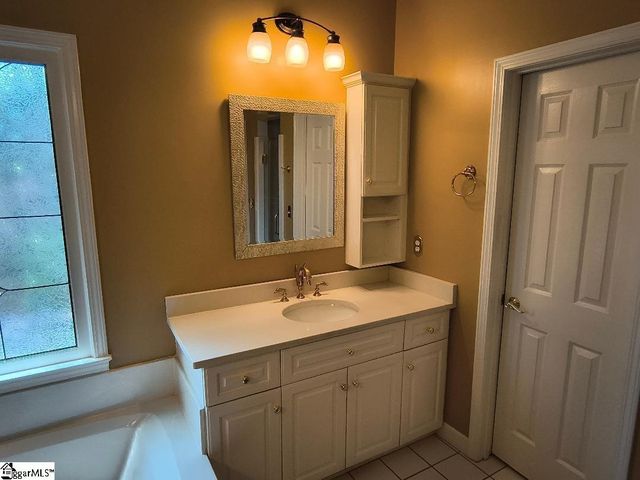 305 Beckworth Drive, Taylors, SC 29687