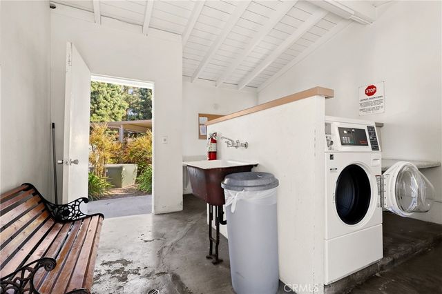 2285 Via Puerta P, Laguna Woods, CA 92637