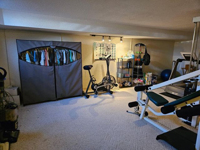 1566 27th Avenue S, Fargo, ND 58103