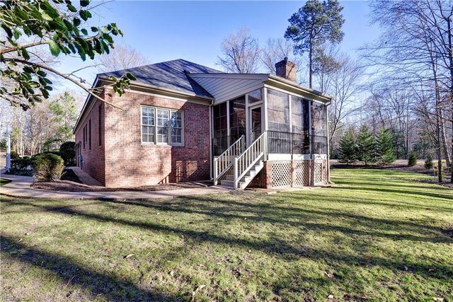 101 Pine VLY, Williamsburg, VA 23188