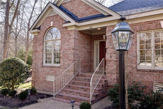 101 Pine VLY, Williamsburg, VA 23188