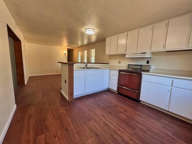 13332 Road Runner Loop, Red Bluff, CA 96080
