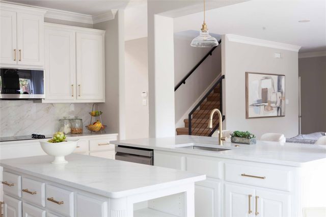 11601 Coalwood CV, Austin, TX 78739