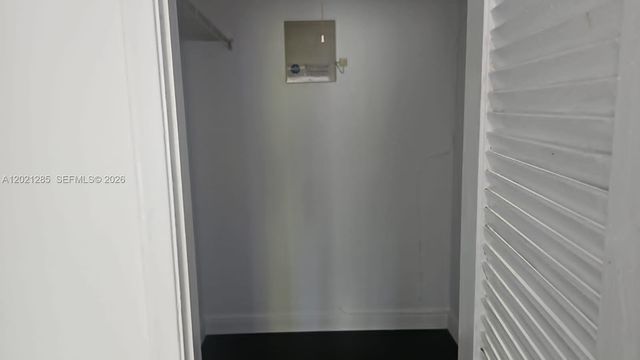 5300 NW 18th Ct 4I, Lauderhill, FL 33313