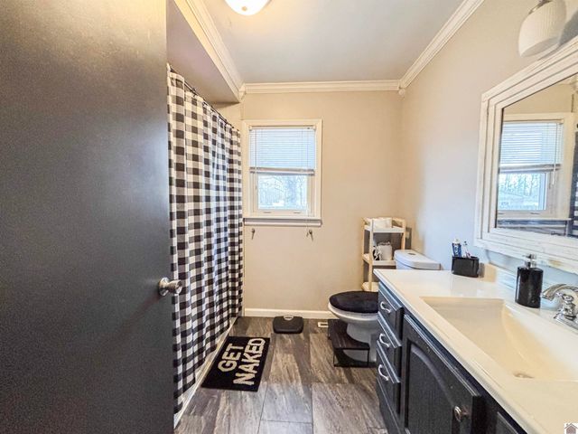 3005 Alpha Dr, Paducah, KY 42003