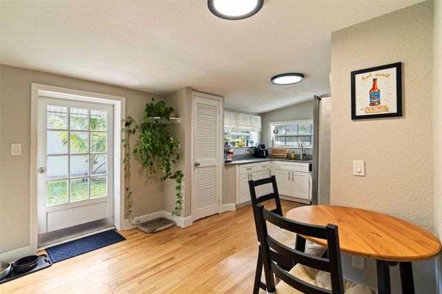 548 NE 9th Ave C, Fort Lauderdale, FL 33301