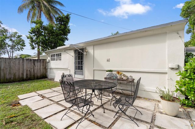 548 NE 9th Ave C, Fort Lauderdale, FL 33301