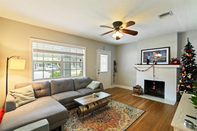 548 NE 9th Ave C, Fort Lauderdale, FL 33301