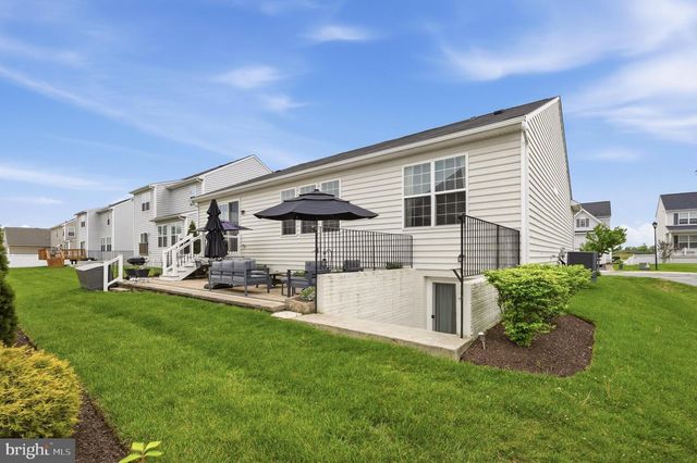 109 SHALLOW CREEK DR, Ranson, WV 25438