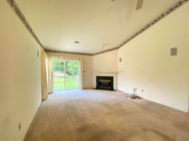 3301 Milestone Creek Court, Valparaiso, IN 46385