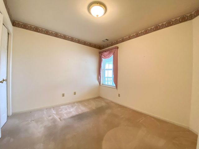 3301 Milestone Creek Court, Valparaiso, IN 46385
