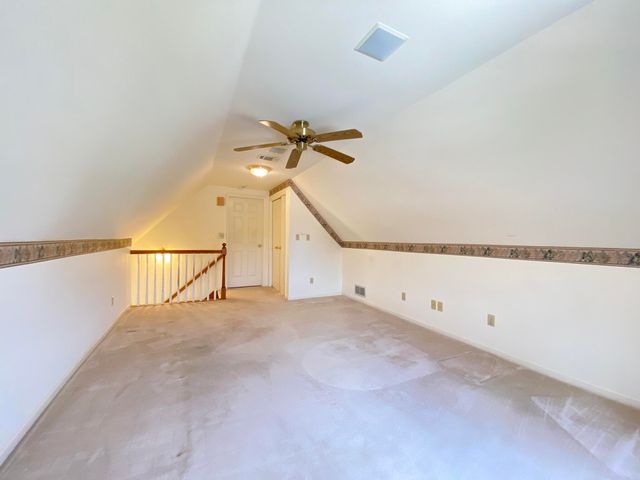 3301 Milestone Creek Court, Valparaiso, IN 46385