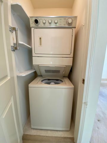 3301 Milestone Creek Court, Valparaiso, IN 46385