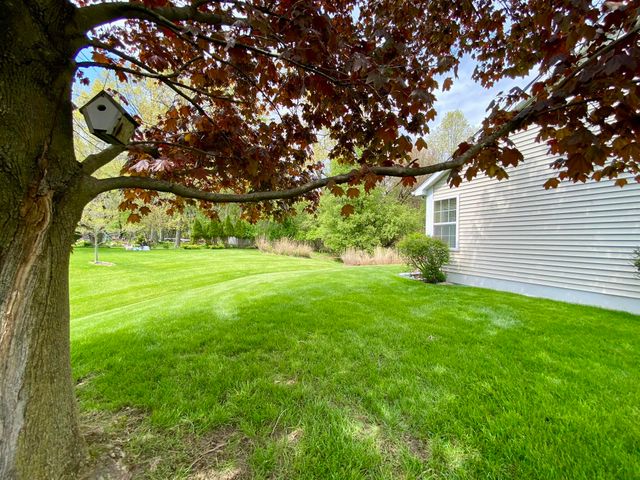 3301 Milestone Creek Court, Valparaiso, IN 46385