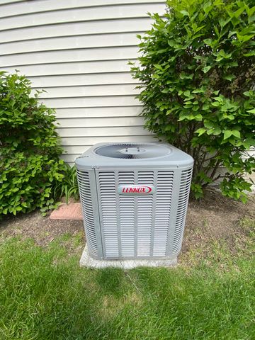 3301 Milestone Creek Court, Valparaiso, IN 46385