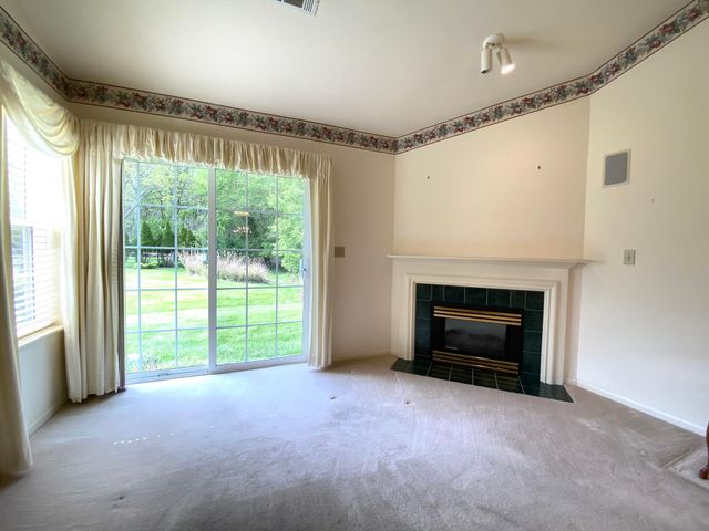 3301 Milestone Creek Court, Valparaiso, IN 46385
