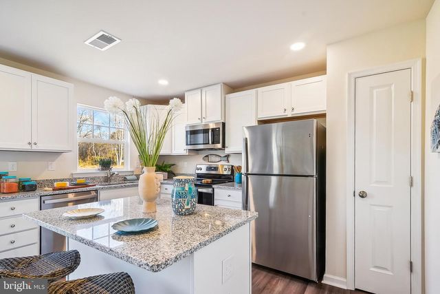 9716 CAMP RD, Laurel, DE 19956