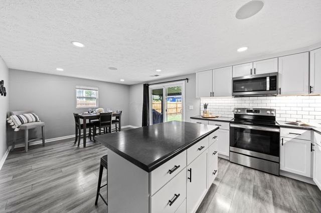 2224 Kilbourne Avenue, Columbus, OH 43229