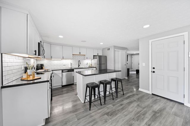 2224 Kilbourne Avenue, Columbus, OH 43229