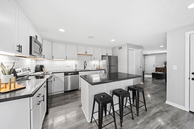 2224 Kilbourne Avenue, Columbus, OH 43229