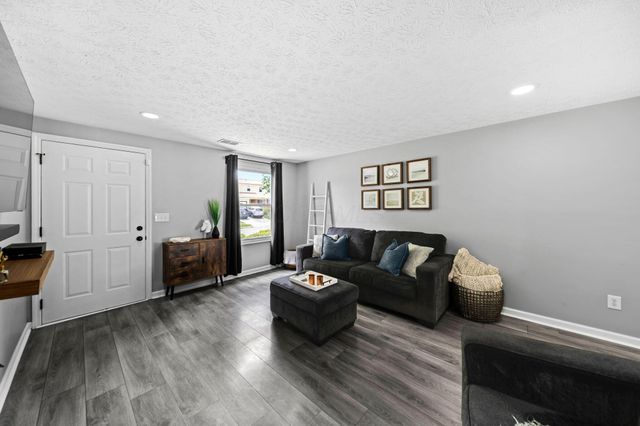 2224 Kilbourne Avenue, Columbus, OH 43229