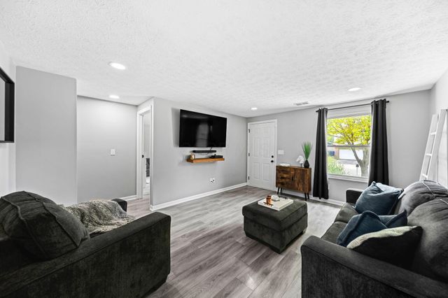 2224 Kilbourne Avenue, Columbus, OH 43229