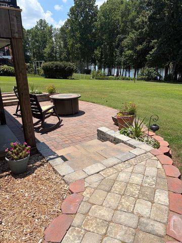 171 Shore Heights Drive, Inman, SC 29349