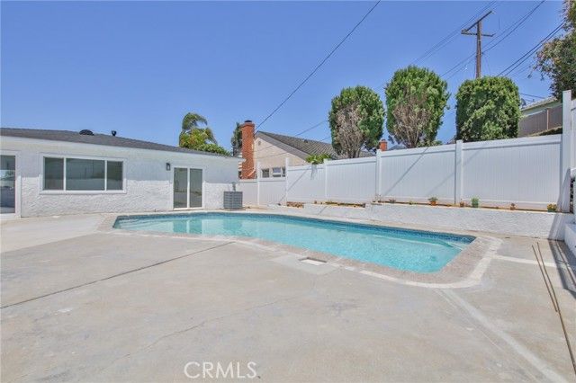 204 Via Colusa, Redondo Beach, CA 90277