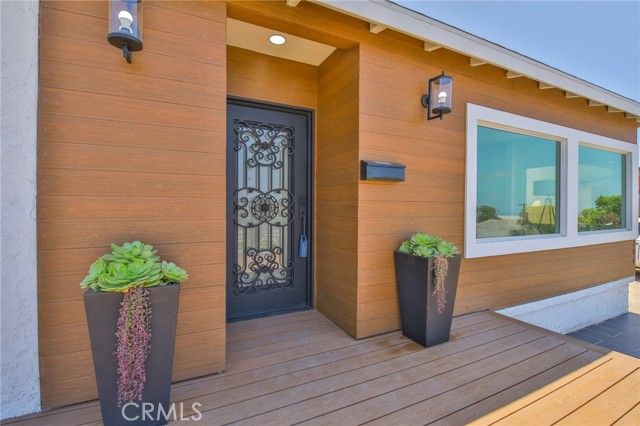 204 Via Colusa, Redondo Beach, CA 90277