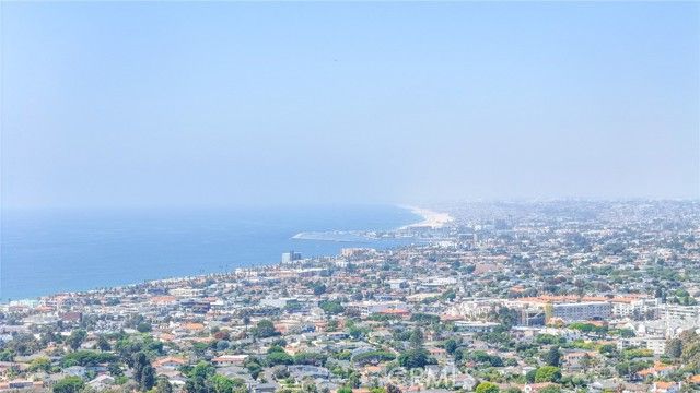 204 Via Colusa, Redondo Beach, CA 90277