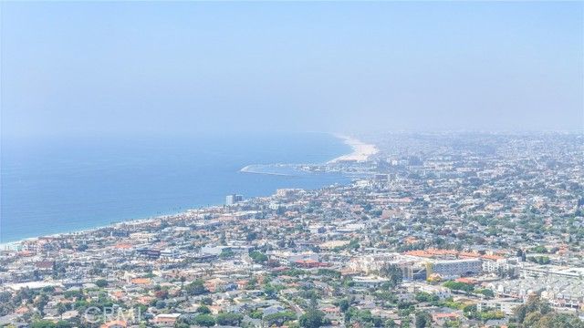 204 Via Colusa, Redondo Beach, CA 90277