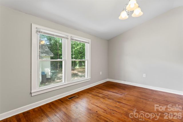 322 Willow Street, Gastonia, NC 28054