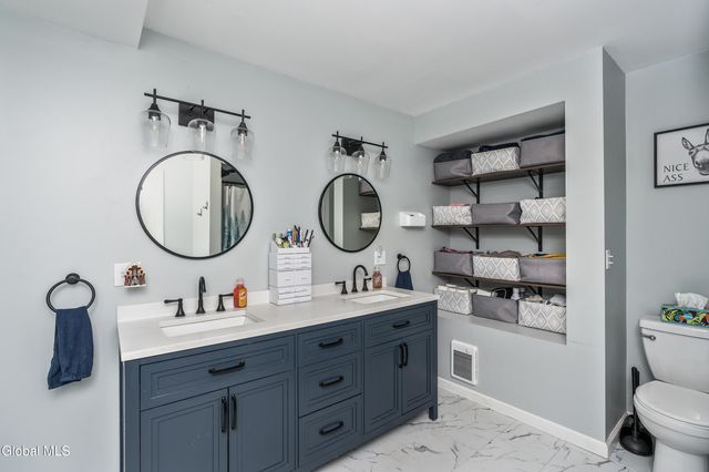 23 Geiser Road, North Greenbush, NY 12198