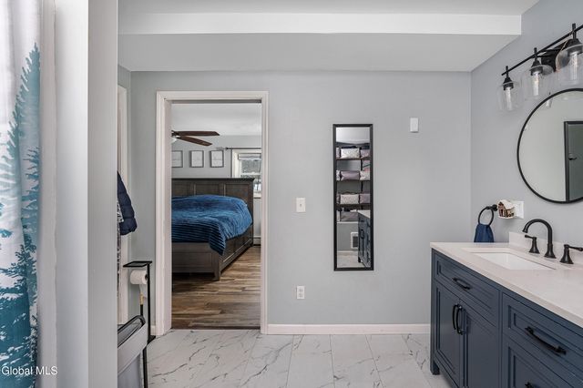 23 Geiser Road, North Greenbush, NY 12198