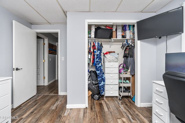 23 Geiser Road, North Greenbush, NY 12198