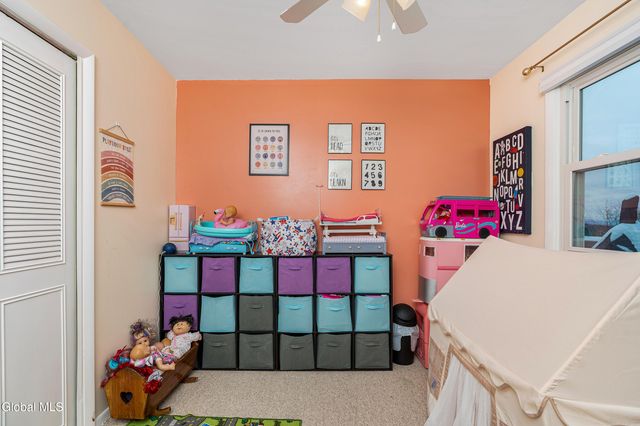 23 Geiser Road, North Greenbush, NY 12198