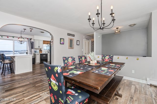 23 Geiser Road, North Greenbush, NY 12198