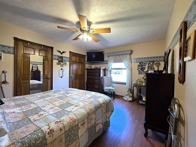 205 Locust Lane, Mooresville, IN 46158