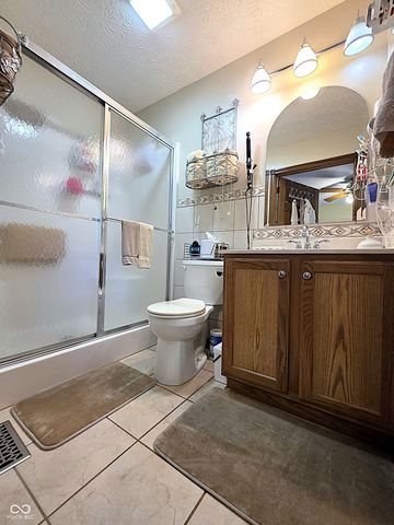 205 Locust Lane, Mooresville, IN 46158