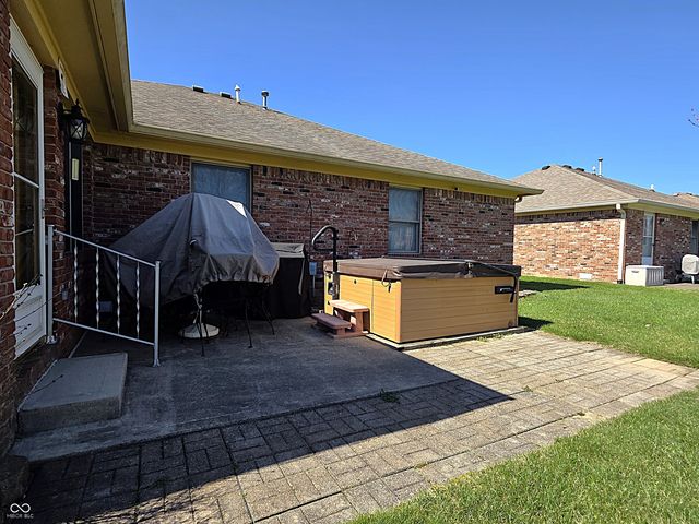 205 Locust Lane, Mooresville, IN 46158